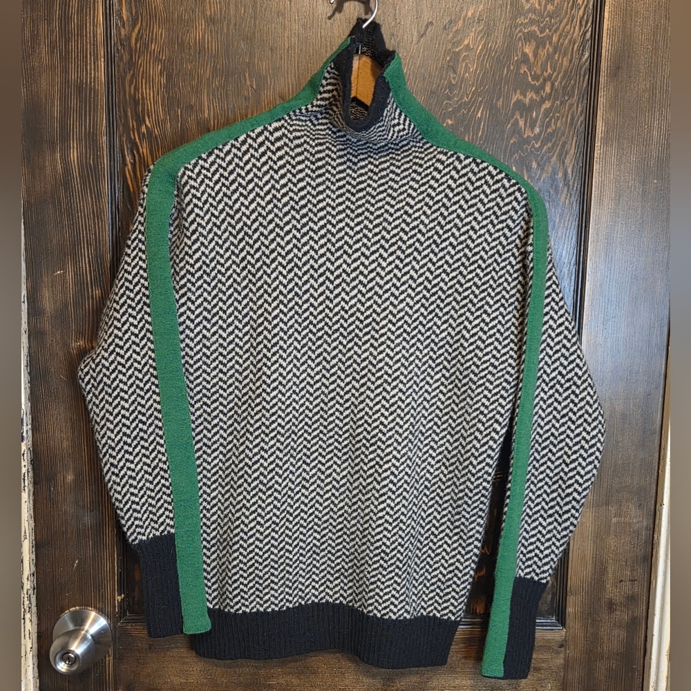 Mayberry Chevron/Herringbone Pattern Turtleneck S… - image 3